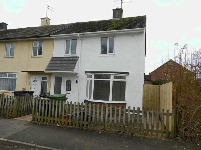 3 Bedroom End Of Terrace House To Rent In Wilcot Avenue, Penhill, Swindon, SN2