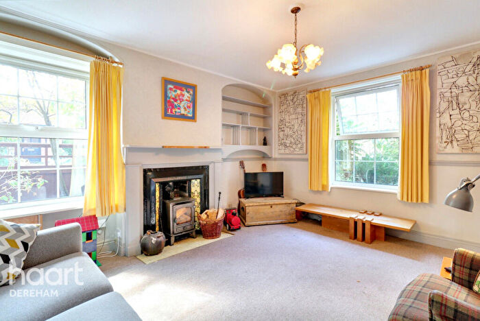 2 Bedroom Detached House For Sale In Elvin Road, Dereham, NR19