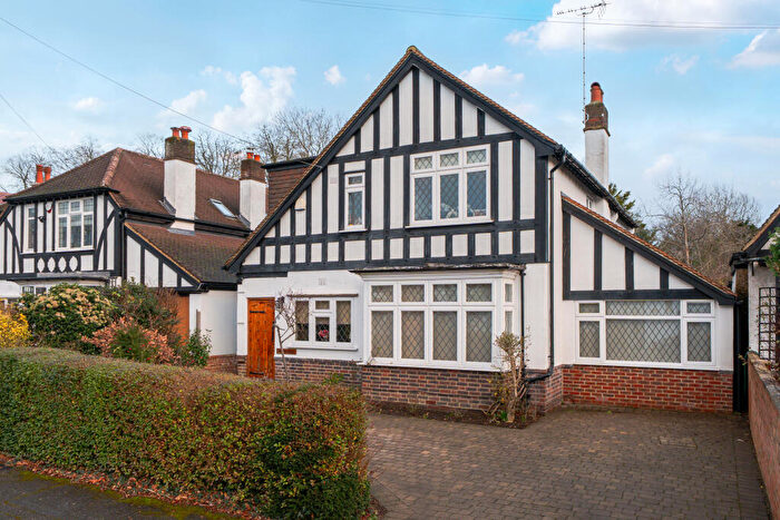 5 Bedroom House For Sale In Dudley Grove, Epsom, KT18