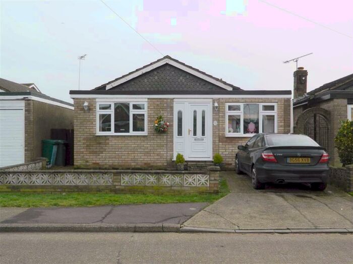 2 Bedroom Terraced House To Rent In San Remo Road, Canvey Island, Essex, SS8