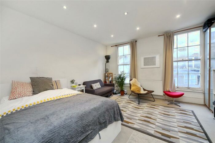 Apartment To Rent In Royal College Street, London, NW1