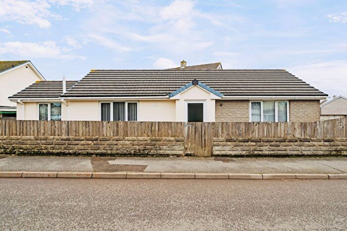 2 Bedroom Detached Bungalow For Sale In Pendrea Park, North Roskear, TR14
