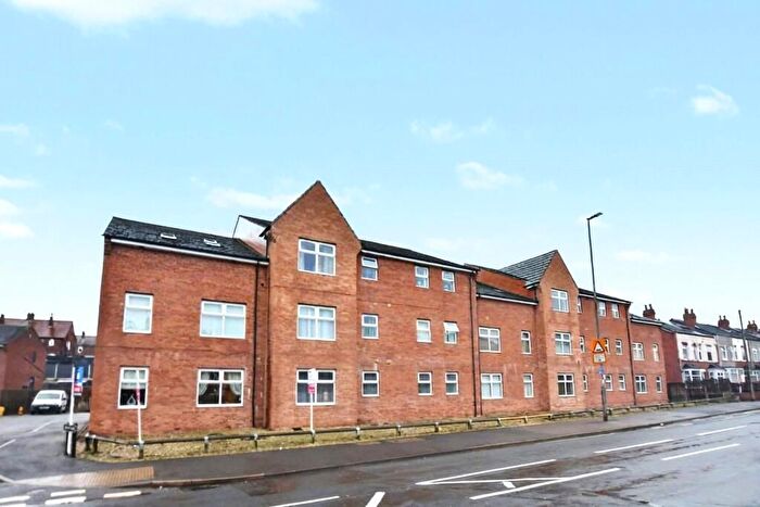 2 Bedroom Flat For Sale In Flat James Court Hemsworth, Pontefract, WF9