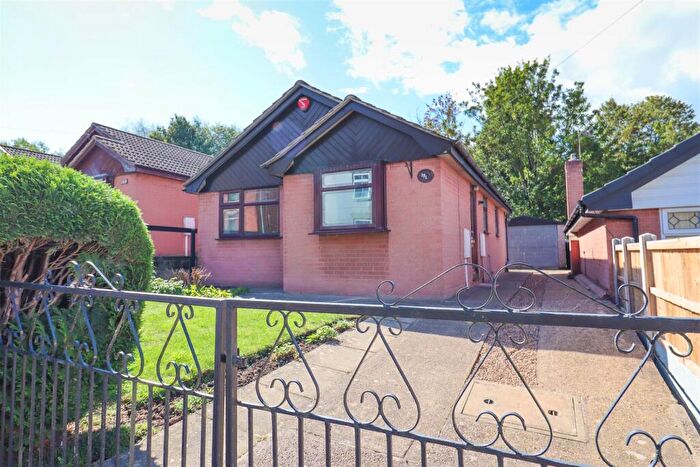 2 Bedroom Detached Bungalow For Sale In Lynncroft, Eastwood, Nottingham, NG16
