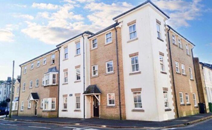 2 Bedroom Flat For Sale In Flat Clarendon Press, Market Street, Ventnor, Isle Of Wight, PO38