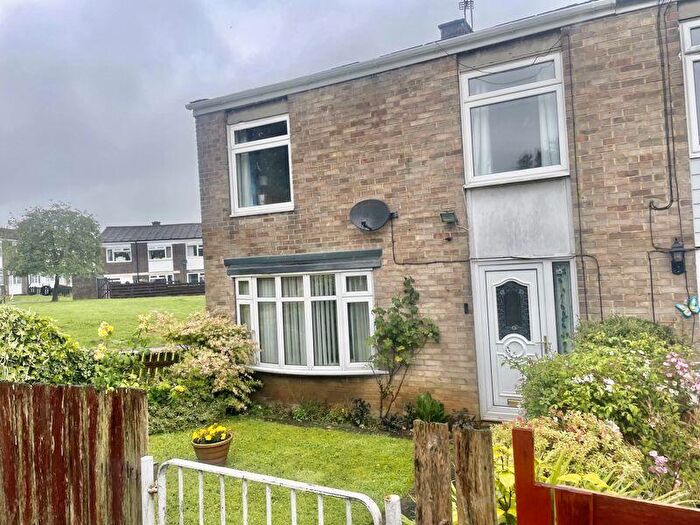 3 Bedroom End Of Terrace House For Sale In Beechfield, Newton Aycliffe, DL5