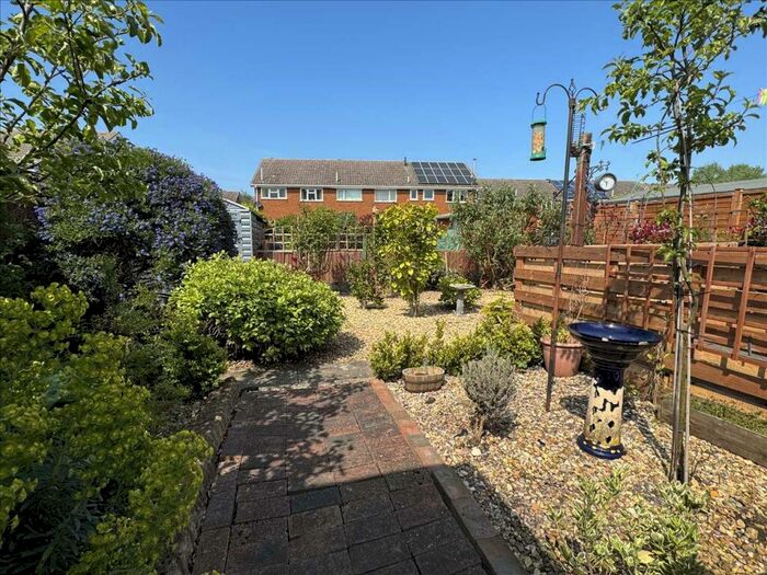 3 Bedroom End Of Terrace House For Sale In Fletcher Road, Grimsby, DN34