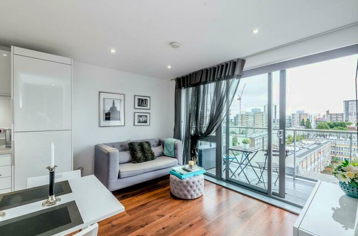 Studio To Rent In Kerensky House, Canary Wharf, London, E14