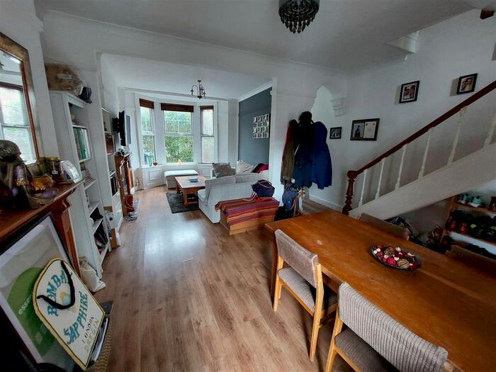 2 Bedroom Property To Rent In Llantrisant Street, Cathays, Cardiff, CF24