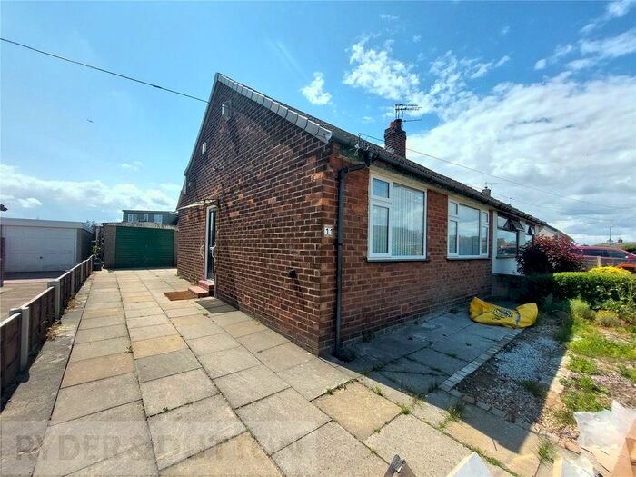 2 Bedroom Bungalow To Rent In Cumberland Avenue, Dukinfield, Greater Manchester, SK16
