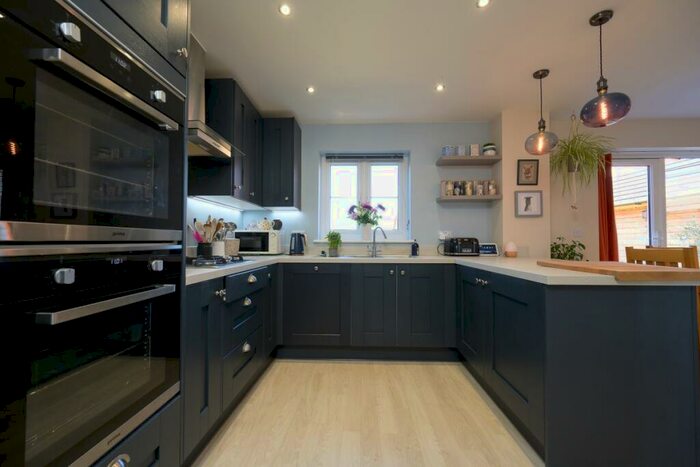 4 Bedroom Detached House To Rent In Jacobin Lane, Ross-On-Wye, HR9