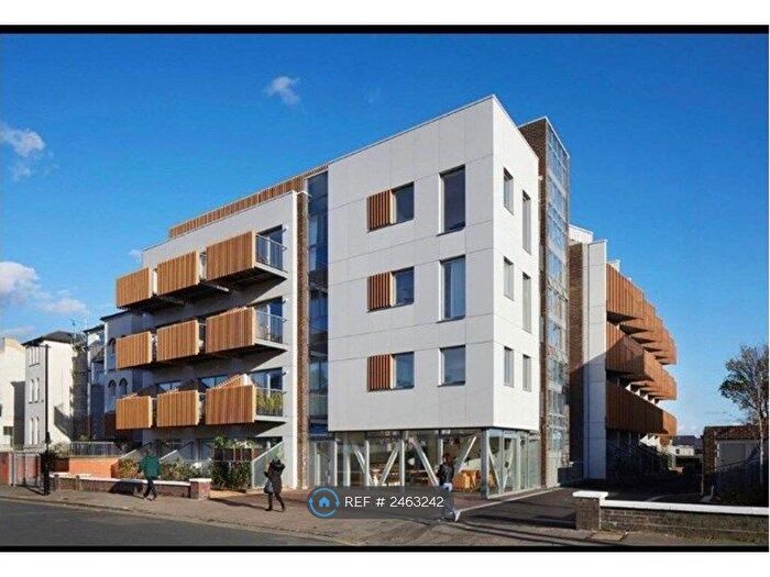 1 Bedroom Flat To Rent In Paxton House, London, SE25