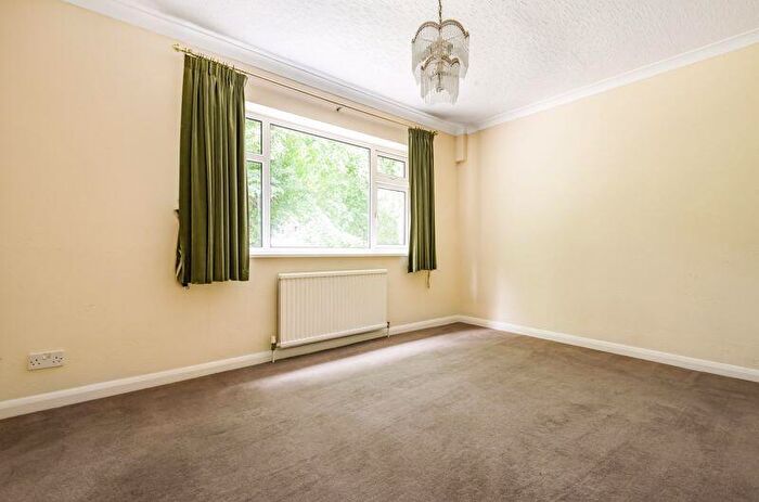 5 Bedroom Detached House To Rent In Park Road, Kenley, CR8