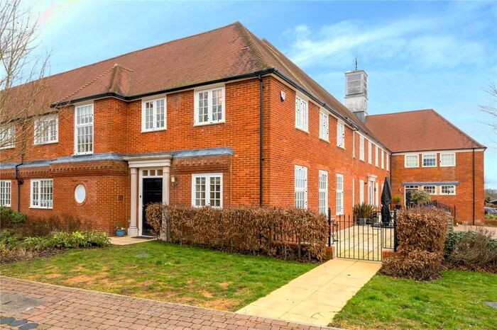 4 Bedroom Terraced House To Rent In Burnham Square, Upper Froyle, Alton, Hampshire, GU34