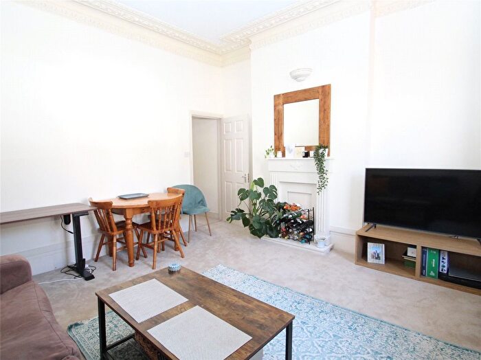 1 Bedroom Flat To Rent In Schubert Road, Putney, London, SW15