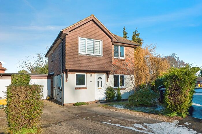 4 Bedroom Detached House For Sale In Gatcombe Gardens, West End, Southampton, SO18