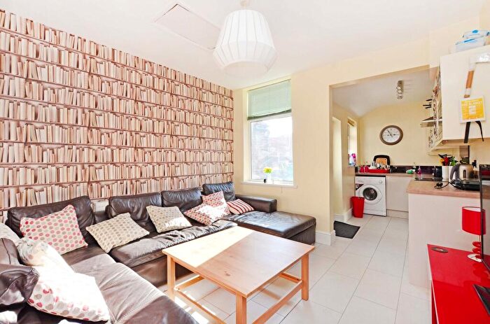 4 Bedroom House To Rent In Charlotte Road, Sheffield, S1