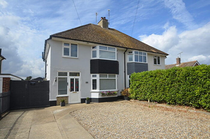 3 Bedroom Semi-Detached House For Sale In Trimley St. Mary, Felixstowe, IP11