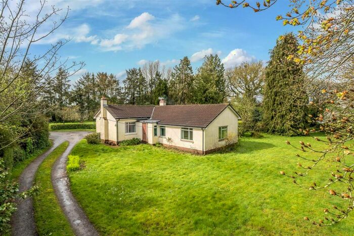 3 Bedroom Bungalow For Sale In Aylesbeare, Exeter, Devon, EX5