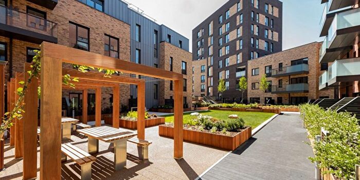 3 Bedroom Flat To Rent In Atlantic Cres, London, HA9