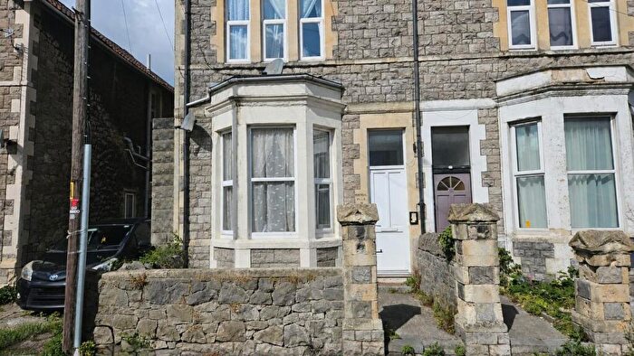 2 Bedroom Flat For Sale In George Street, Weston-Super-Mare, BS23
