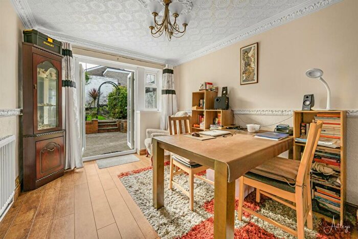 2 Bedroom Detached Bungalow For Sale In Telyn Aur, Morriston, Swansea, SA6