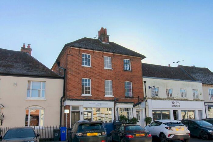 2 Bedroom Apartment To Rent In High Street, Odiham, Hook, RG29