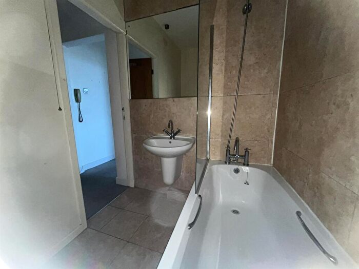 1 Bedroom Apartment To Rent In Sandylands Promenade, Heysham, Morecambe, LA3