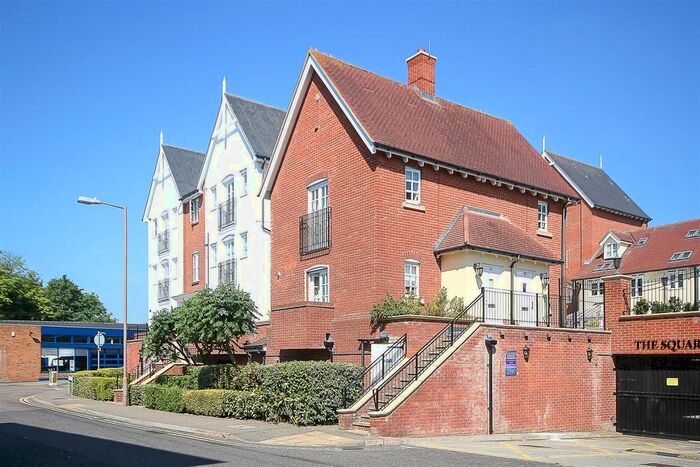 1 Bedroom Property To Rent In Chatham Way, Brentwood, CM14