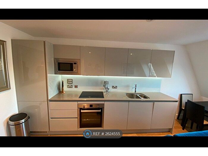 1 Bedroom Flat To Rent In Fairfield Road, Brentwood, CM14