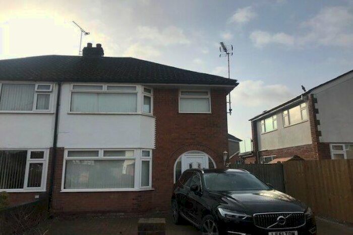 3 Bedroom Property To Rent In Lache Hall Crescent, Chester, CH4