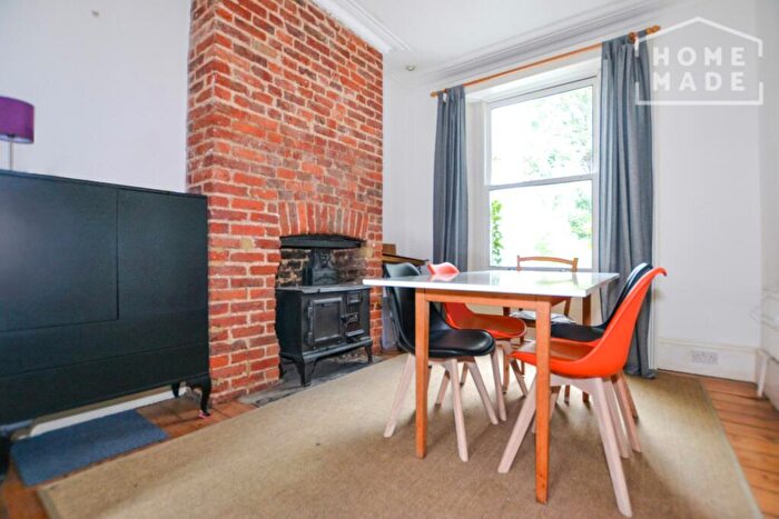 5 Bedroom Terraced House To Rent In Cardigan Road, Bow, E3