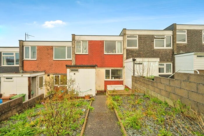 3 Bedroom Terraced House For Sale In Saunders Walk, Plymouth, Devon, PL6