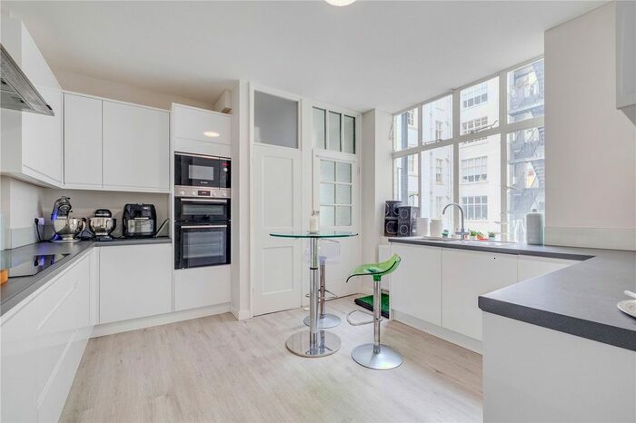 3 Bedroom Flat To Rent In Ranelagh Gardens, London, SW6