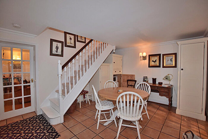 2 Bedroom Cottage For Sale In Waterloo Street, Richmond, DL10