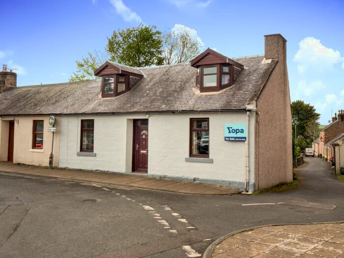 3 Bedroom End Of Terrace House For Sale In South Lochan, Sanquhar, DG4