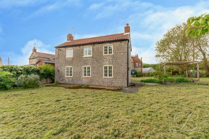 3 Bedroom Detached House For Sale In Springfield Cottage, Belph, Worksop, S80