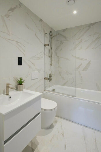 2 Bedroom Apartment For Sale In Warwick Street, Birmingham, B12