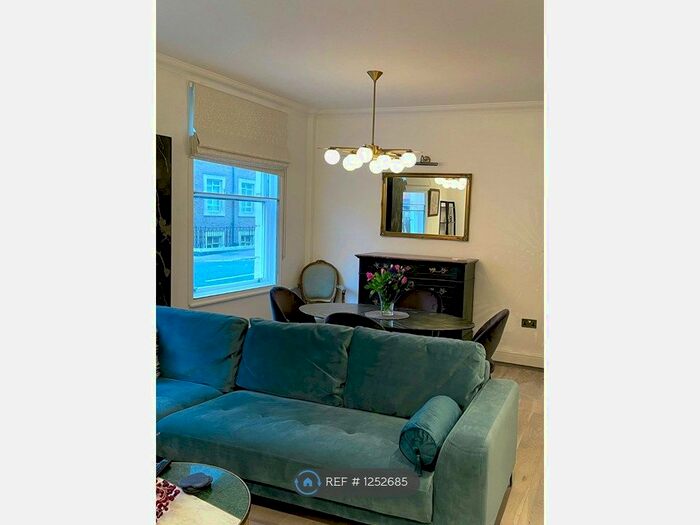 2 Bedroom Flat To Rent In Greenhaven Court, London, W1H