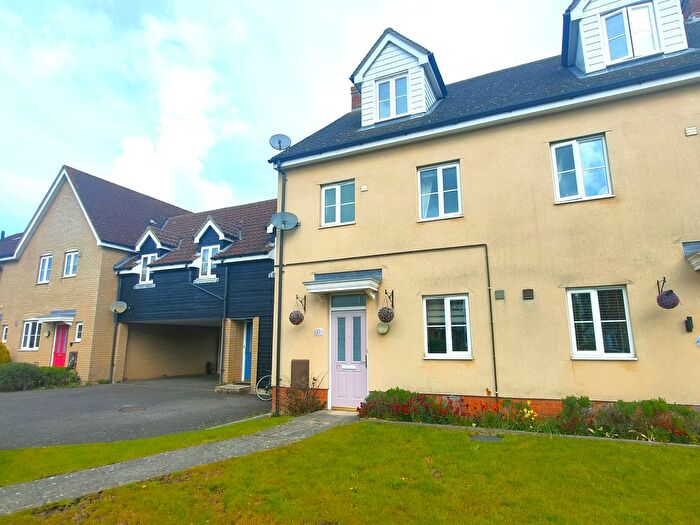 3 Bedroom Property To Rent In Blackbird Drive, Bury St. Edmunds, IP32