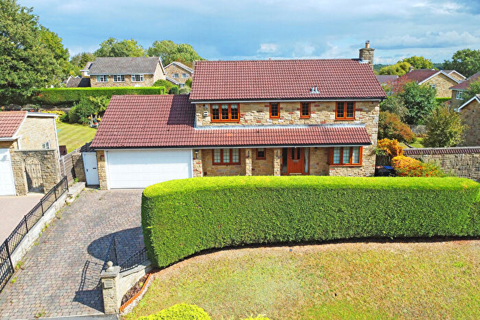4 Bedroom Detached House For Sale In Fulwith Road, Harrogate, HG2