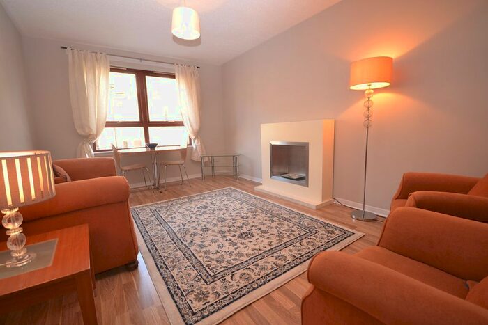 2 Bedroom Flat To Rent In Harrismith Place, Edinburgh, EH7