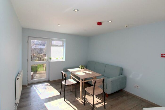 7 Bedroom House To Rent In Merthyr Street, Cathays, Cardiff, CF24