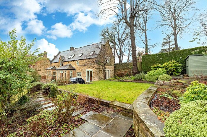 3 Bedroom Detached House For Sale In Oaklea Lodge, Long Causeway, Adel, Leeds, LS16