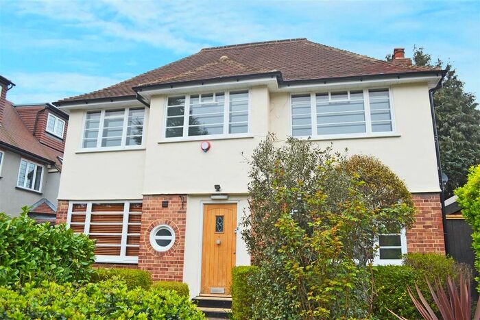 4 Bedroom Detached House To Rent In Church Road, Osterley, Isleworth, TW7