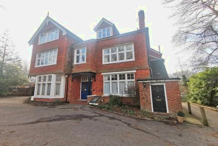 2 Bedroom Flat To Rent In Sandhurst Road, Tunbridge Wells, TN2