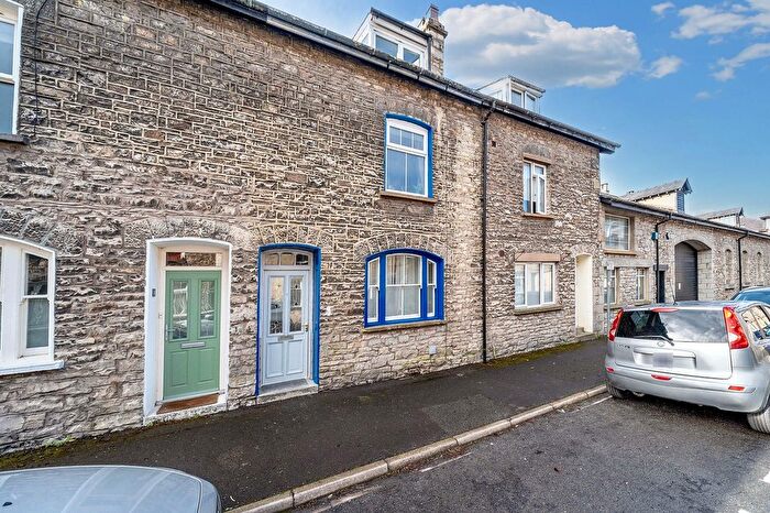 3 Bedroom Terraced House For Sale In Queen Katherine Street, Kendal, LA9