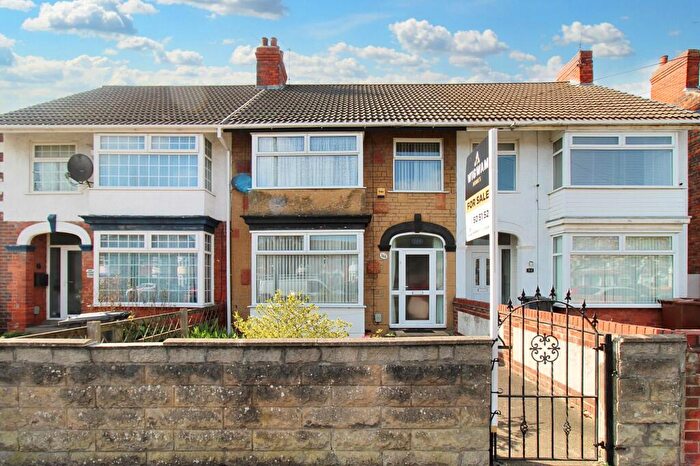 3 Bedroom Terraced House For Sale In Boothferry Road, Hull, HU4
