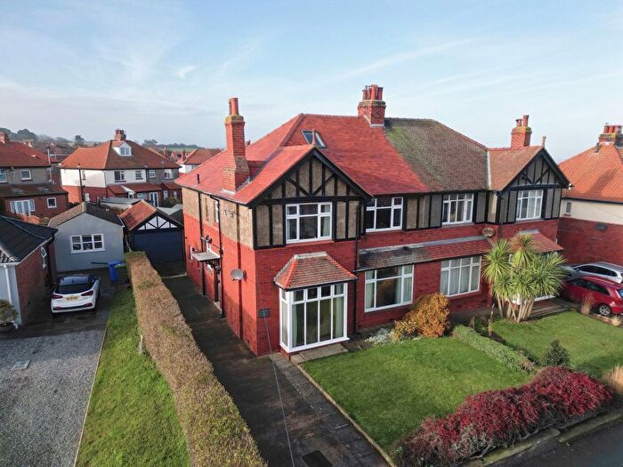4 Bedroom Semi Detached House For Sale In Castle Road, Whitby, YO21
