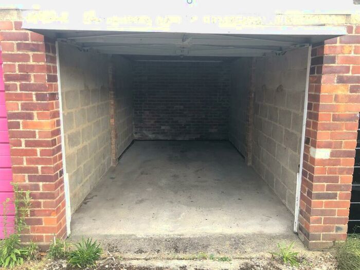 Garage / Parking To Rent In Collingwood Road, Woodbridge, IP12